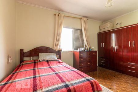 Casa à venda com 165m², 6 quartos e 3 vagas Casa à venda com 165m², 6 quartos e 3 vagasQuarto 2