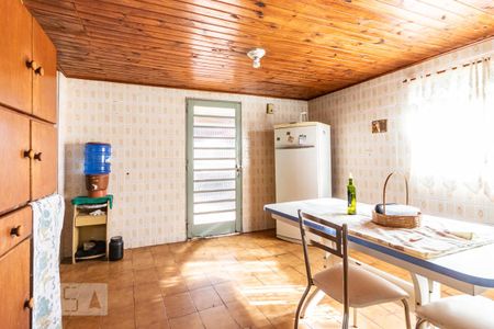Casa à venda com 165m², 6 quartos e 3 vagas Casa à venda com 165m², 6 quartos e 3 vagasCozinha