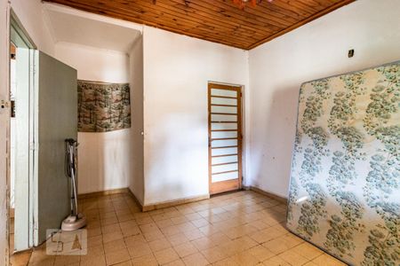 Casa à venda com 165m², 6 quartos e 3 vagas Casa à venda com 165m², 6 quartos e 3 vagasQuarto 2 casa 3