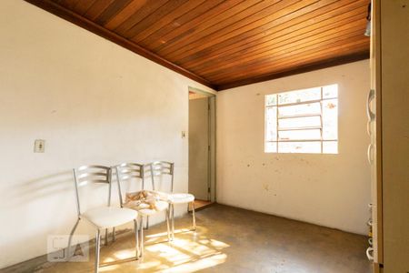 Casa à venda com 165m², 6 quartos e 3 vagas Casa à venda com 165m², 6 quartos e 3 vagasQuarto 3 casa 3