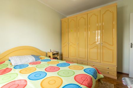 Casa à venda com 165m², 6 quartos e 3 vagas Casa à venda com 165m², 6 quartos e 3 vagasQuarto 3