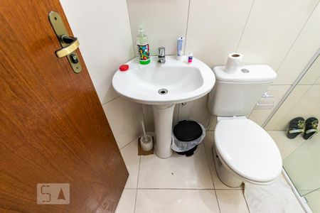Casa à venda com 165m², 6 quartos e 3 vagas Casa à venda com 165m², 6 quartos e 3 vagasBanheiro casa 2
