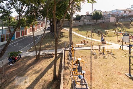 Casa à venda com 165m², 6 quartos e 3 vagas Casa à venda com 165m², 6 quartos e 3 vagasVista da casa 3