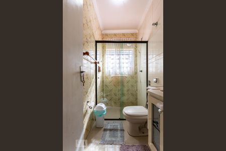Casa à venda com 165m², 6 quartos e 3 vagas Casa à venda com 165m², 6 quartos e 3 vagasBanheiro 2