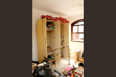 Casa à venda com 171m², 3 quartos e 3 vagas Casa à venda com 171m², 3 quartos e 3 vagasQuarto 2