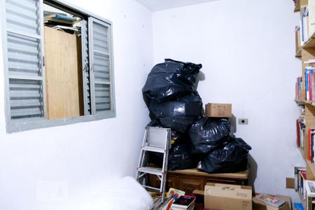 Casa à venda com 171m², 3 quartos e 3 vagas Casa à venda com 171m², 3 quartos e 3 vagasQuarto de Serviço