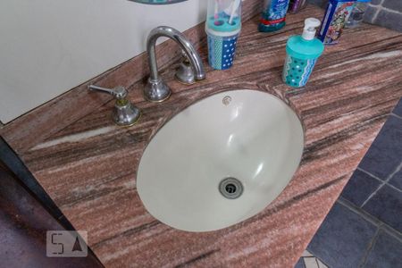 Apartamento à venda com 63m², 3 quartos e 1 vaga Apartamento à venda com 63m², 3 quartos e 1 vagaBanheiro