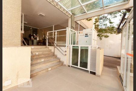 Apartamento para alugar com 62m², 2 quartos e 1 vagaFachada