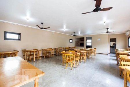 Apartamento à venda com 62m², 2 quartos e sem vagaÁrea comum - Salão de festas