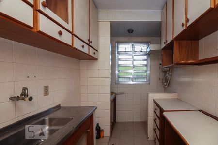 Cozinha de apartamento à venda com 2 quartos, 62m² em Santo Antônio, Porto Alegre
