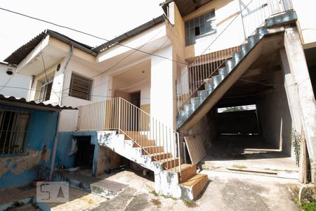Casa à venda com 50m², 1 quarto e 1 vagaQuintal