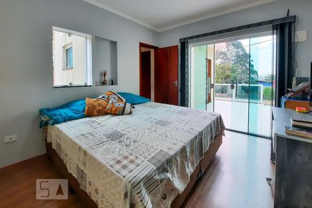 Casa à venda com 185m², 3 quartos e 3 vagasBanheiro da Suíte