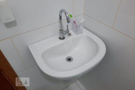 Casa à venda com 185m², 3 quartos e 3 vagasBanheiro Social 1