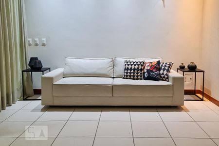 Área comum -Entrada de apartamento para alugar com 3 quartos, 67m² em Cabula, Salvador