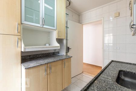 Apartamento à venda com 58m², 2 quartos e 1 vagaCozinha