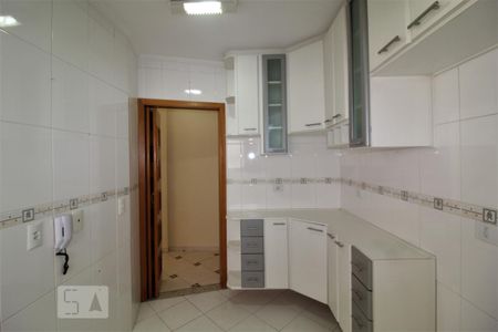 Apartamento para alugar com 65m², 2 quartos e 2 vagasCozinha