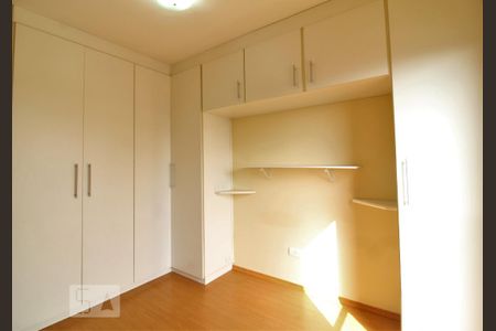 Quarto 1 suite de apartamento para alugar com 2 quartos, 65m² em Santo Antônio, São Caetano do Sul