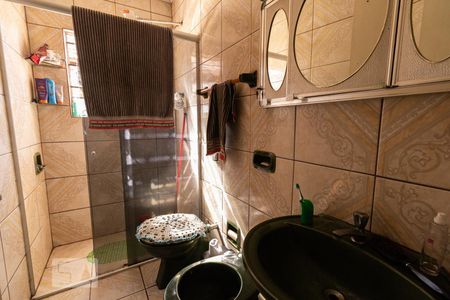 Casa à venda com 505m², 4 quartos e 5 vagasBanheiro 2