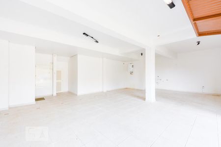 Garagem de casa à venda com 2 quartos, 354m² em Tristeza, Porto Alegre