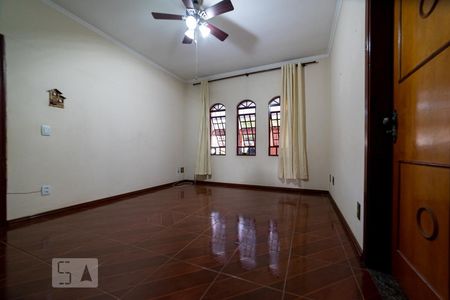 Sala  de casa à venda com 4 quartos, 180m² em Parque Via Norte, Campinas
