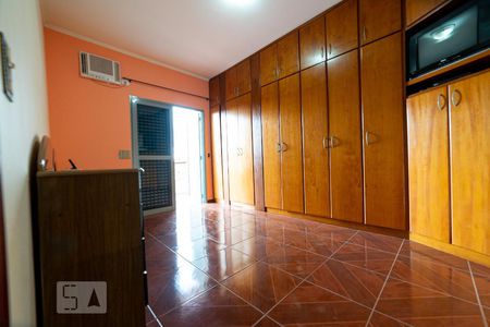 Quarto suíte 01 de casa à venda com 4 quartos, 180m² em Parque Via Norte, Campinas