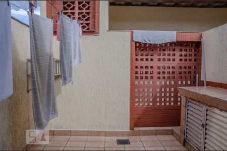 Casa à venda com 152m², 3 quartos e 2 vagasQuintal