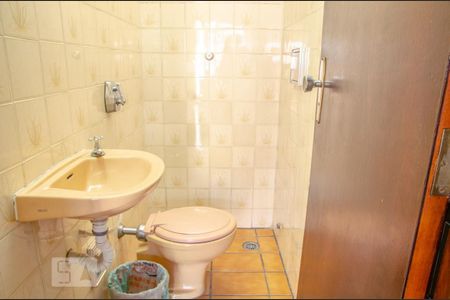 Casa à venda com 152m², 3 quartos e 2 vagasBanheiro de Serviço