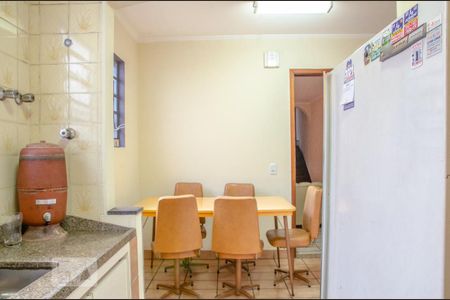 Casa à venda com 152m², 3 quartos e 2 vagasCozinha