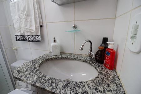 Apartamento à venda com 70m², 3 quartos e 1 vagaBanheiro