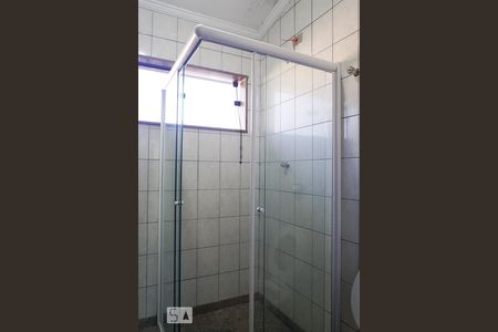 Casa para alugar com 290m², 4 quartos e 4 vagas Casa para alugar com 290m², 4 quartos e 4 vagasBanheiro 1