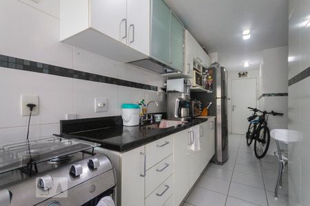 Apartamento para alugar com 140m², 4 quartos e 3 vagas Apartamento para alugar com 140m², 4 quartos e 3 vagasCozinha