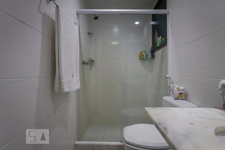 Apartamento para alugar com 140m², 4 quartos e 3 vagas Apartamento para alugar com 140m², 4 quartos e 3 vagasBanheiro da Suíte