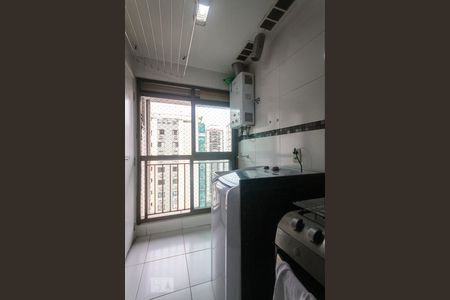 Apartamento para alugar com 140m², 4 quartos e 3 vagas Apartamento para alugar com 140m², 4 quartos e 3 vagasÁrea de Serviço