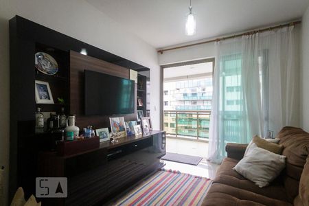 Sala de apartamento para alugar com 4 quartos, 140m² em Barra da Tijuca, Rio de Janeiro