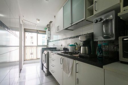 Apartamento para alugar com 140m², 4 quartos e 3 vagas Apartamento para alugar com 140m², 4 quartos e 3 vagasCozinha