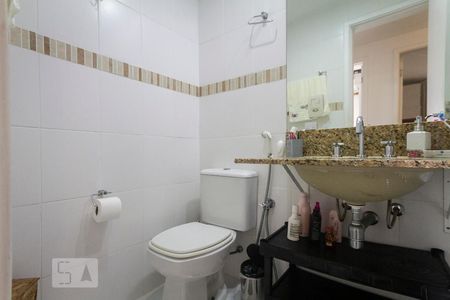 Apartamento para alugar com 140m², 4 quartos e 3 vagas Apartamento para alugar com 140m², 4 quartos e 3 vagasBanheiro