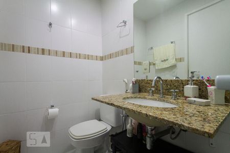 Apartamento para alugar com 140m², 4 quartos e 3 vagas Apartamento para alugar com 140m², 4 quartos e 3 vagasBanheiro