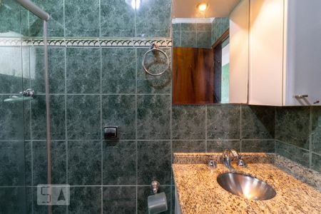 Casa à venda com 168m², 3 quartos e 4 vagasBanheiro da Suíte