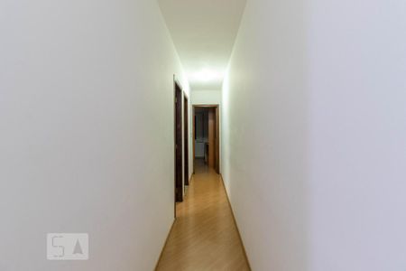 Casa à venda com 168m², 3 quartos e 4 vagasCorredor dos Quartos