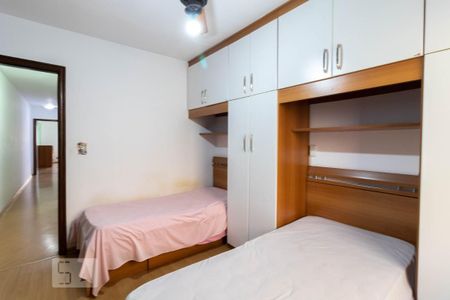 Casa à venda com 168m², 3 quartos e 4 vagasQuarto 2