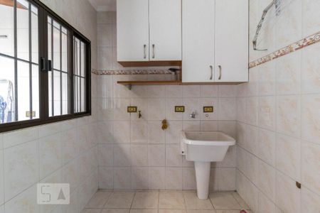 Casa à venda com 168m², 3 quartos e 4 vagasÁrea de Serviço