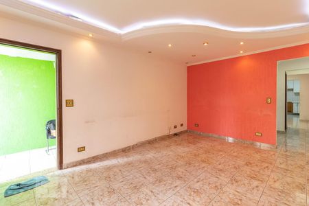 Casa à venda com 168m², 3 quartos e 4 vagasSala