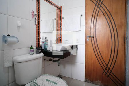 Casa à venda com 210m², 3 quartos e 4 vagasBanheiro