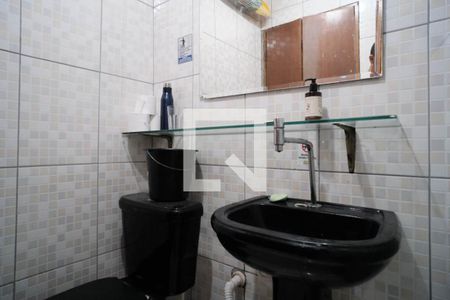 Casa à venda com 210m², 3 quartos e 4 vagasBanheiro