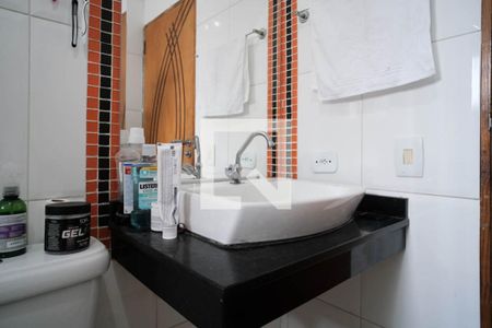 Casa à venda com 210m², 3 quartos e 4 vagasBanheiro