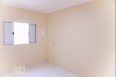 Quarto 2 de casa para alugar com 2 quartos, 50m² em Vila Primavera, São Paulo