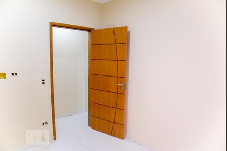 Quarto 1 de casa para alugar com 2 quartos, 50m² em Vila Primavera, São Paulo