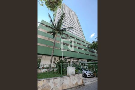 Apartamento para alugar com 30m², 1 quarto e 1 vaga Apartamento para alugar com 30m², 1 quarto e 1 vagaFachada