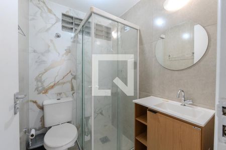 Banheiro de apartamento para alugar com 1 quarto, 30m² em Bela Vista, São Paulo