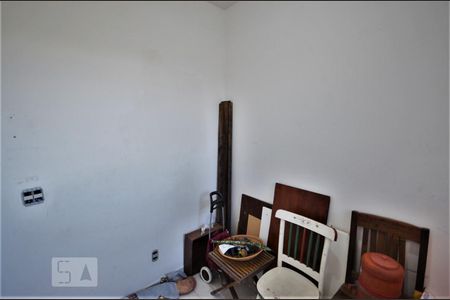 Casa à venda com 276m², 5 quartos e 2 vagasQuarto de Serviço